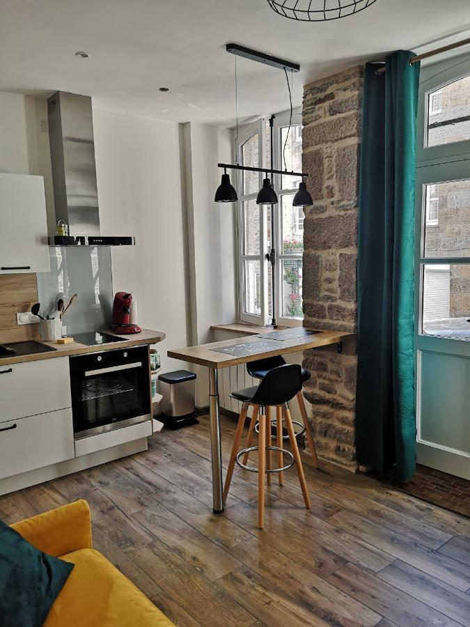 Haute Ville : Studio Ravissant Granville Exteriör bild